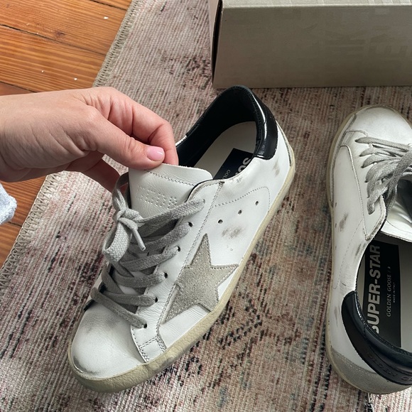 Golden Goose Super Star Classic white leather, black heel with fabric star. - Picture 6 of 9